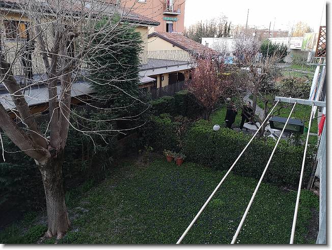 Clicca per scorrere le foto originali ingrandite