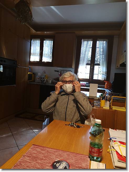Clicca per scorrere le foto originali ingrandite