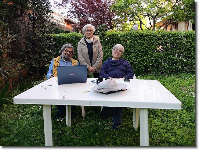 Clicca per scorrere le foto originali ingrandite