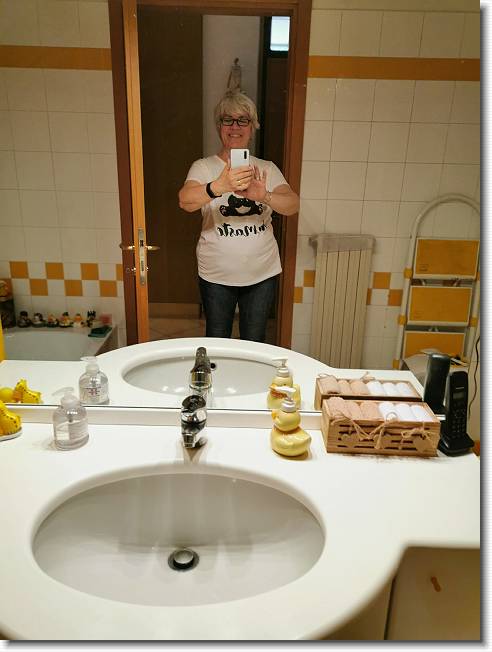Clicca per scorrere le foto originali ingrandite