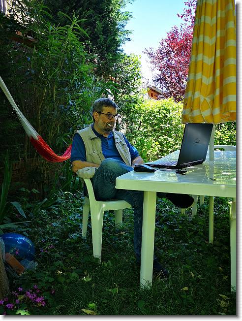 Clicca per scorrere le foto originali ingrandite
