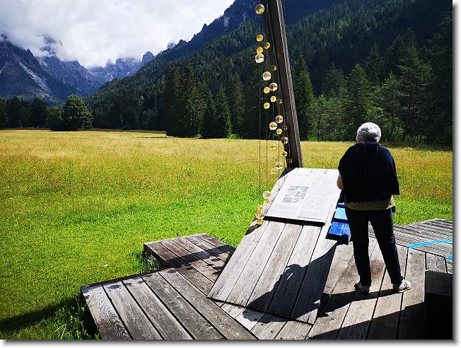 Clicca per scorrere le foto originali ingrandite