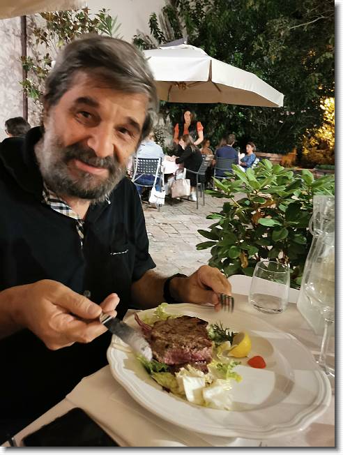 Clicca per scorrere le foto originali ingrandite