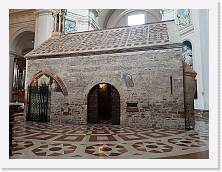 173-Umbria * 3648 x 2736 * (2.0MB)