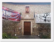 713-Umbria * 3648 x 2736 * (2.02MB)