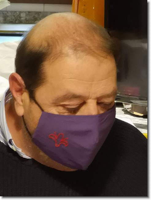 Clicca per scorrere le foto originali ingrandite
