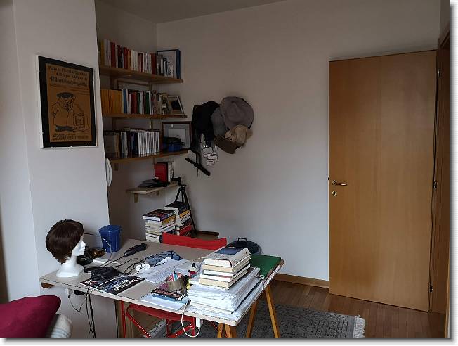 Clicca per scorrere le foto originali ingrandite