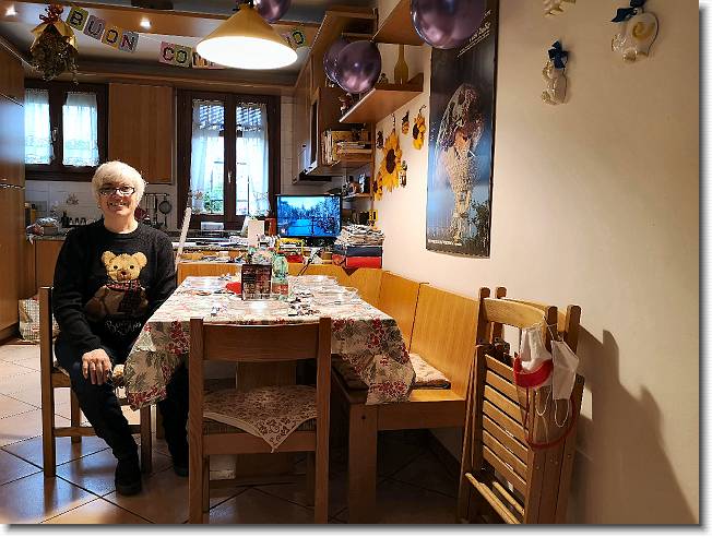 Clicca per scorrere le foto originali ingrandite