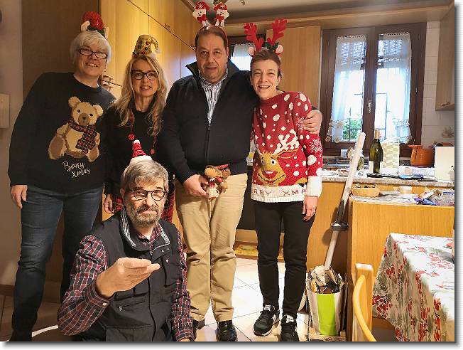 Clicca per scorrere le foto originali ingrandite