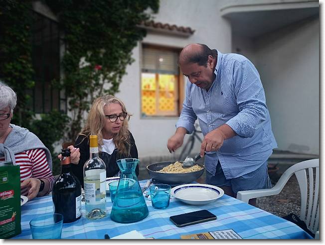 Clicca per scorrere le foto originali ingrandite
