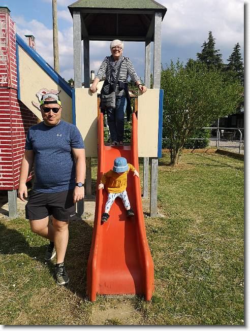 Clicca per scorrere le foto originali ingrandite