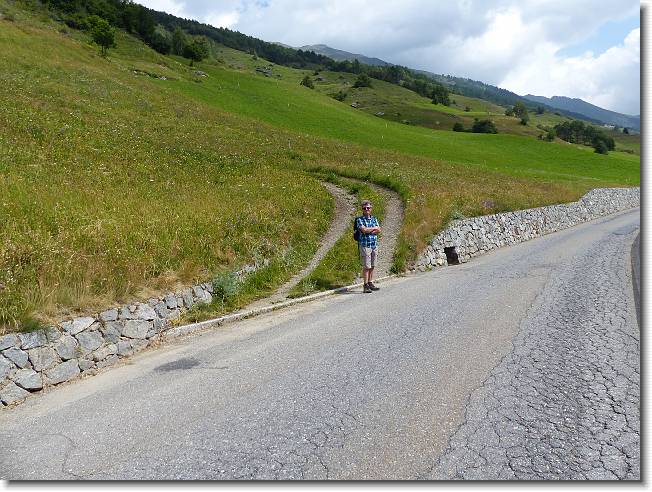 Clicca per scorrere le foto originali ingrandite