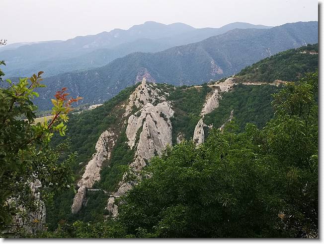 Clicca per scorrere le foto originali ingrandite
