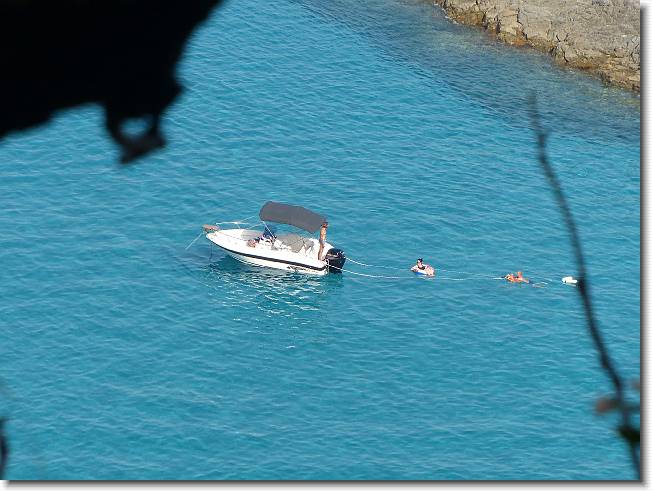 Clicca per scorrere le foto originali ingrandite