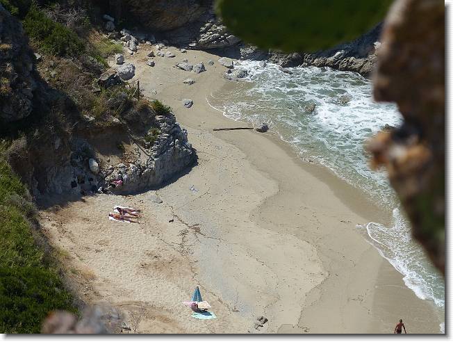Clicca per scorrere le foto originali ingrandite