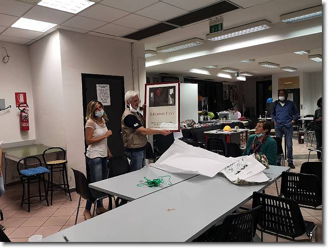 Clicca per scorrere le foto originali ingrandite