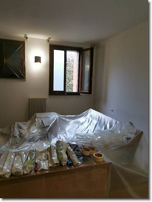 Clicca per scorrere le foto originali ingrandite