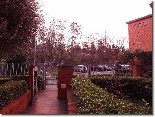Clicca per scorrere le foto originali ingrandite