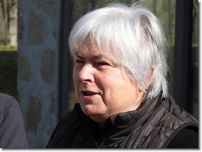 Clicca per scorrere le foto originali ingrandite
