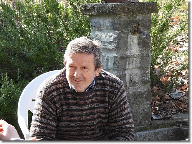 Clicca per scorrere le foto originali ingrandite