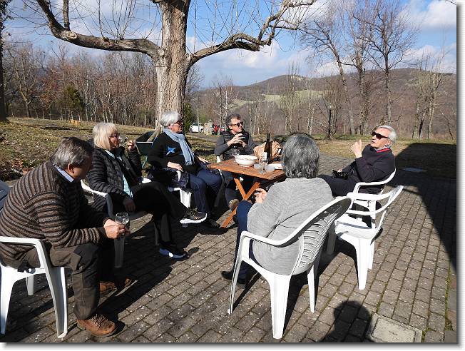Clicca per scorrere le foto originali ingrandite