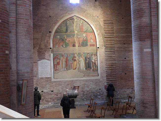 Clicca per scorrere le foto originali ingrandite