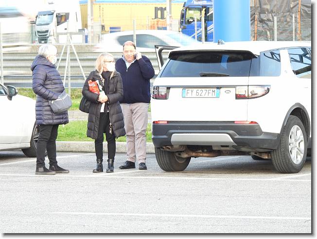 Clicca per scorrere le foto originali ingrandite