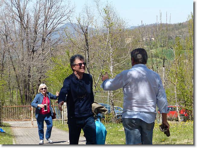 Clicca per scorrere le foto originali ingrandite