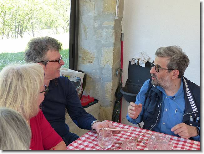 Clicca per scorrere le foto originali ingrandite
