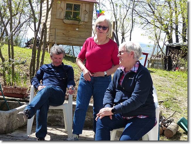 Clicca per scorrere le foto originali ingrandite