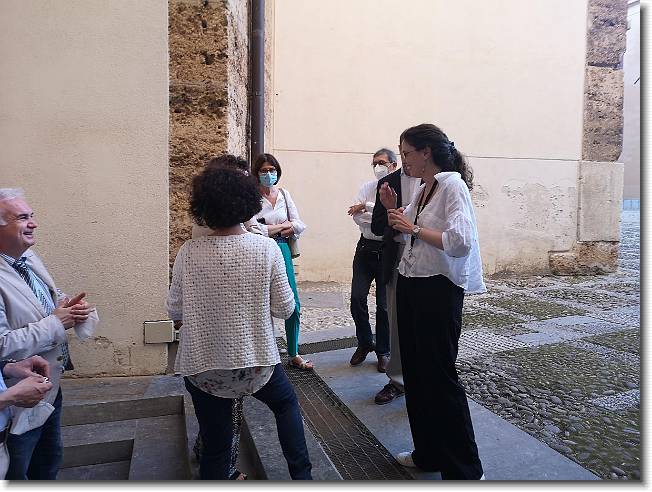 Clicca per scorrere le foto originali ingrandite