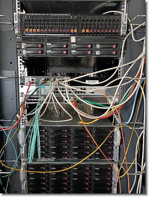 Clicca per scorrere le foto originali ingrandite