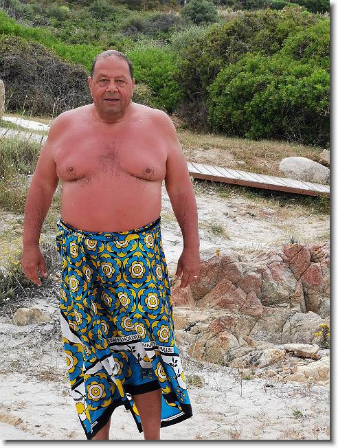 Clicca per scorrere le foto originali ingrandite