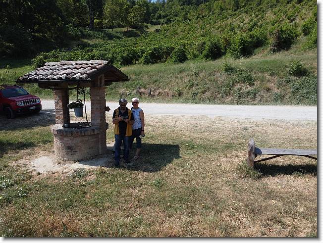 Clicca per scorrere le foto originali ingrandite