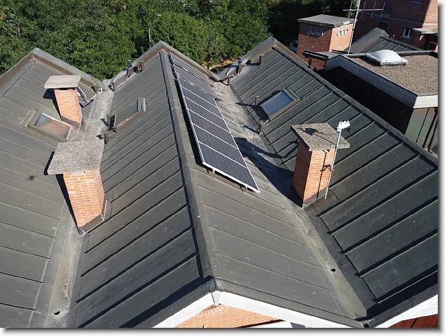 Clicca per scorrere le foto originali ingrandite
