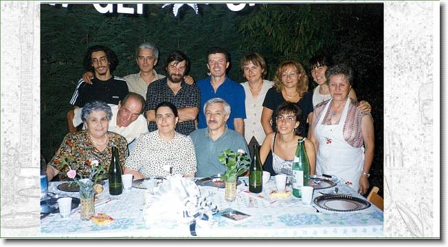 Clicca per scorrere le foto originali ingrandite