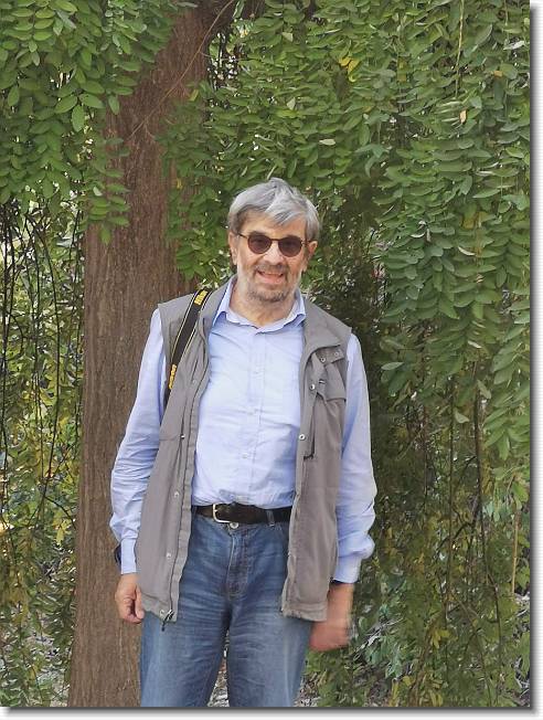 Clicca per scorrere le foto originali ingrandite