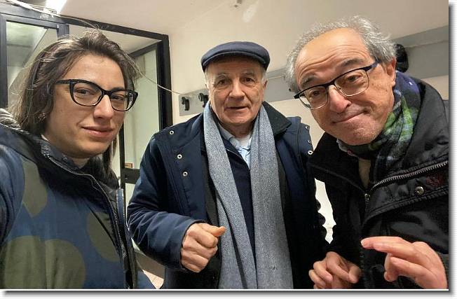 Clicca per scorrere le foto originali ingrandite