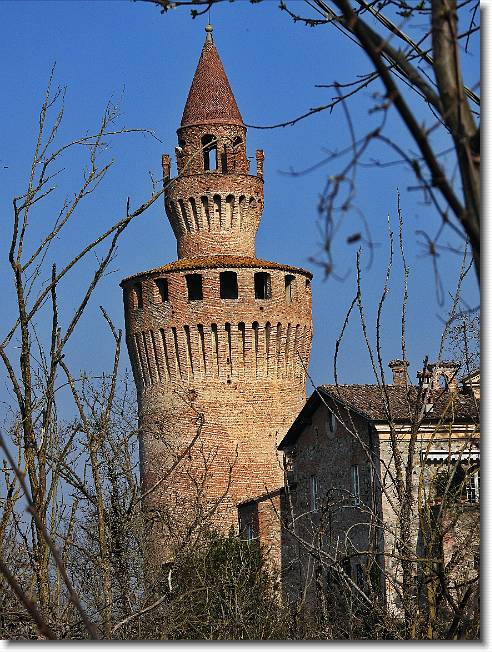 Clicca per scorrere le foto originali ingrandite