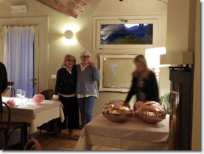 Clicca per scorrere le foto originali ingrandite