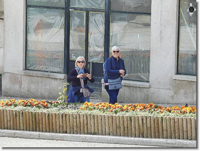 Clicca per scorrere le foto originali ingrandite