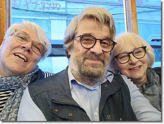 Clicca per scorrere le foto originali ingrandite