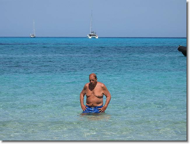 Clicca per scorrere le foto originali ingrandite