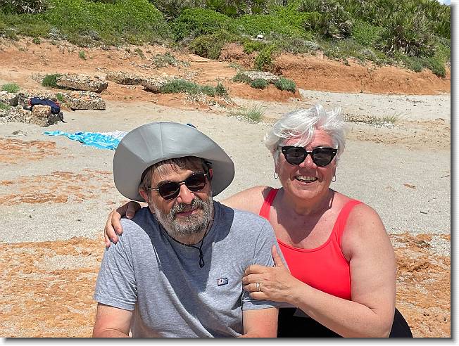 Clicca per scorrere le foto originali ingrandite