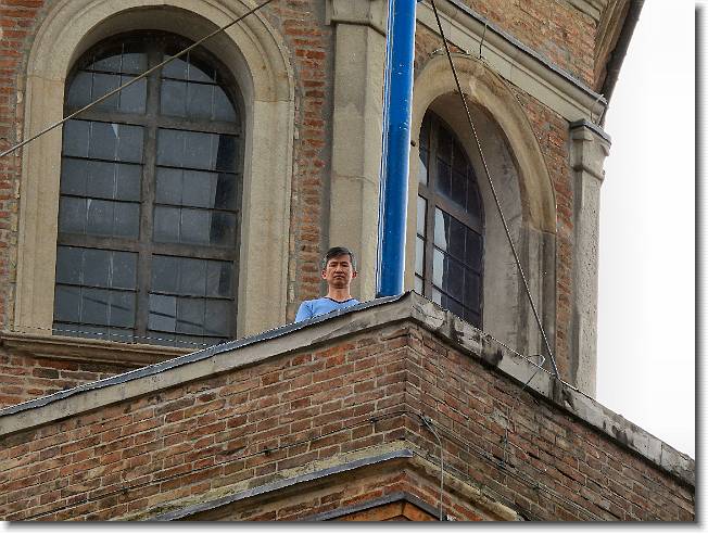 Clicca per scorrere le foto originali ingrandite