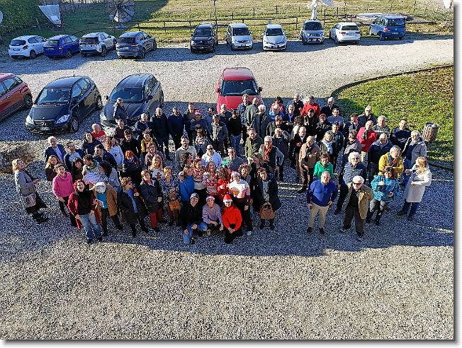 Clicca per scorrere le foto originali ingrandite
