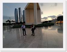 2024-01-04-18h03m17 * 3264 x 2448 * (2.13MB)