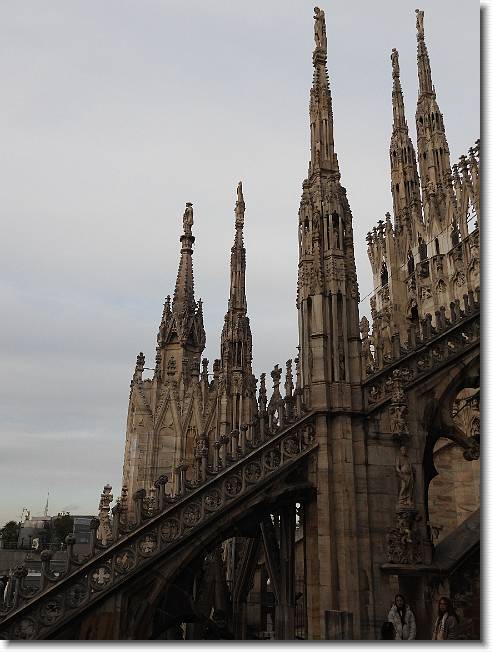 Clicca per scorrere le foto originali ingrandite