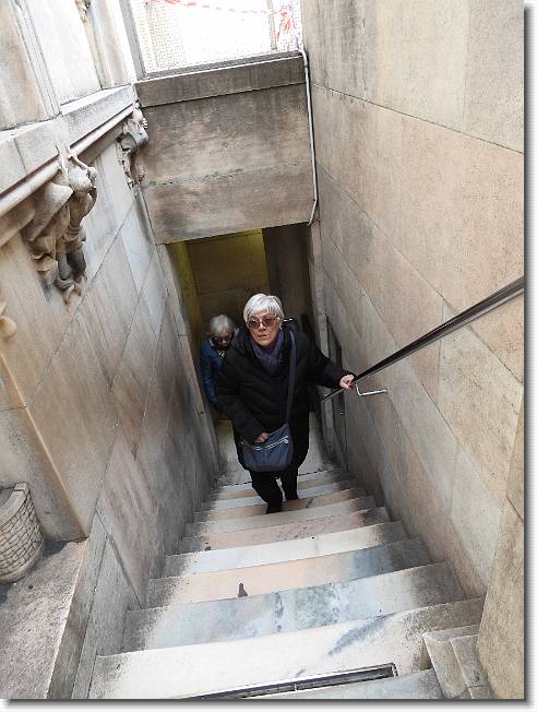 Clicca per scorrere le foto originali ingrandite