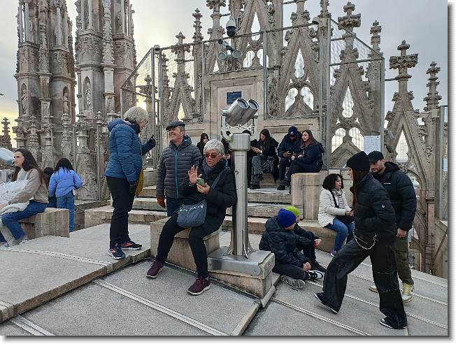 Clicca per scorrere le foto originali ingrandite